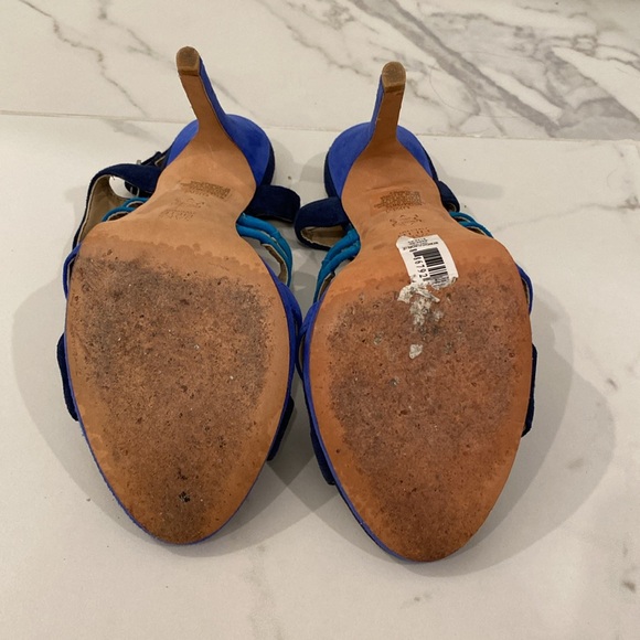 Saks Fifth Avenue heels. - Picture 9 of 13